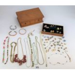 Jewellery box with dress jewellery