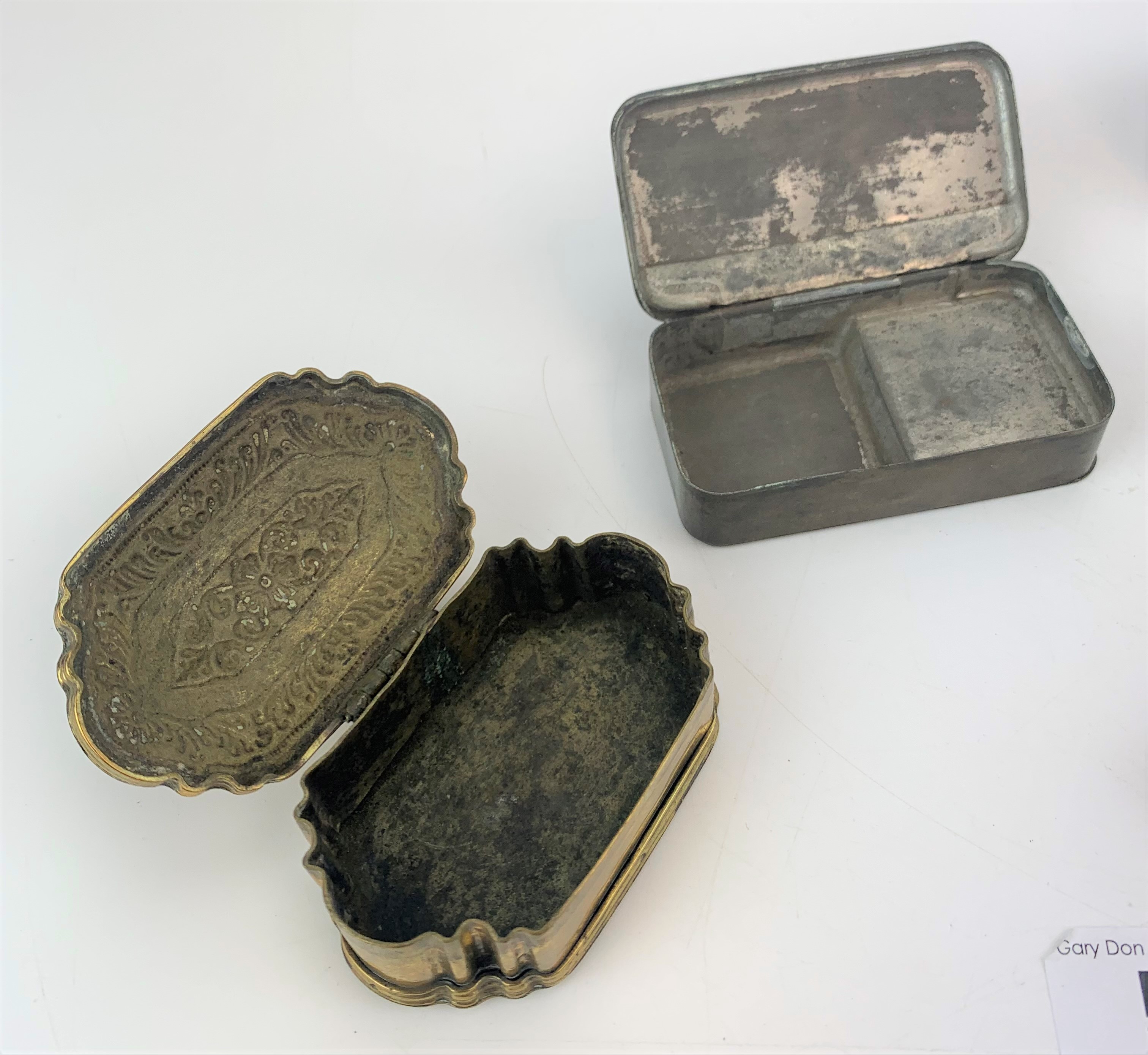 Mixed brass and pewter snuff boxes - Image 3 of 5