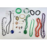 Assorted dress jewellery