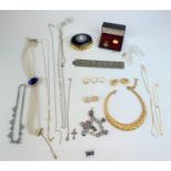 Assorted dress jewellery