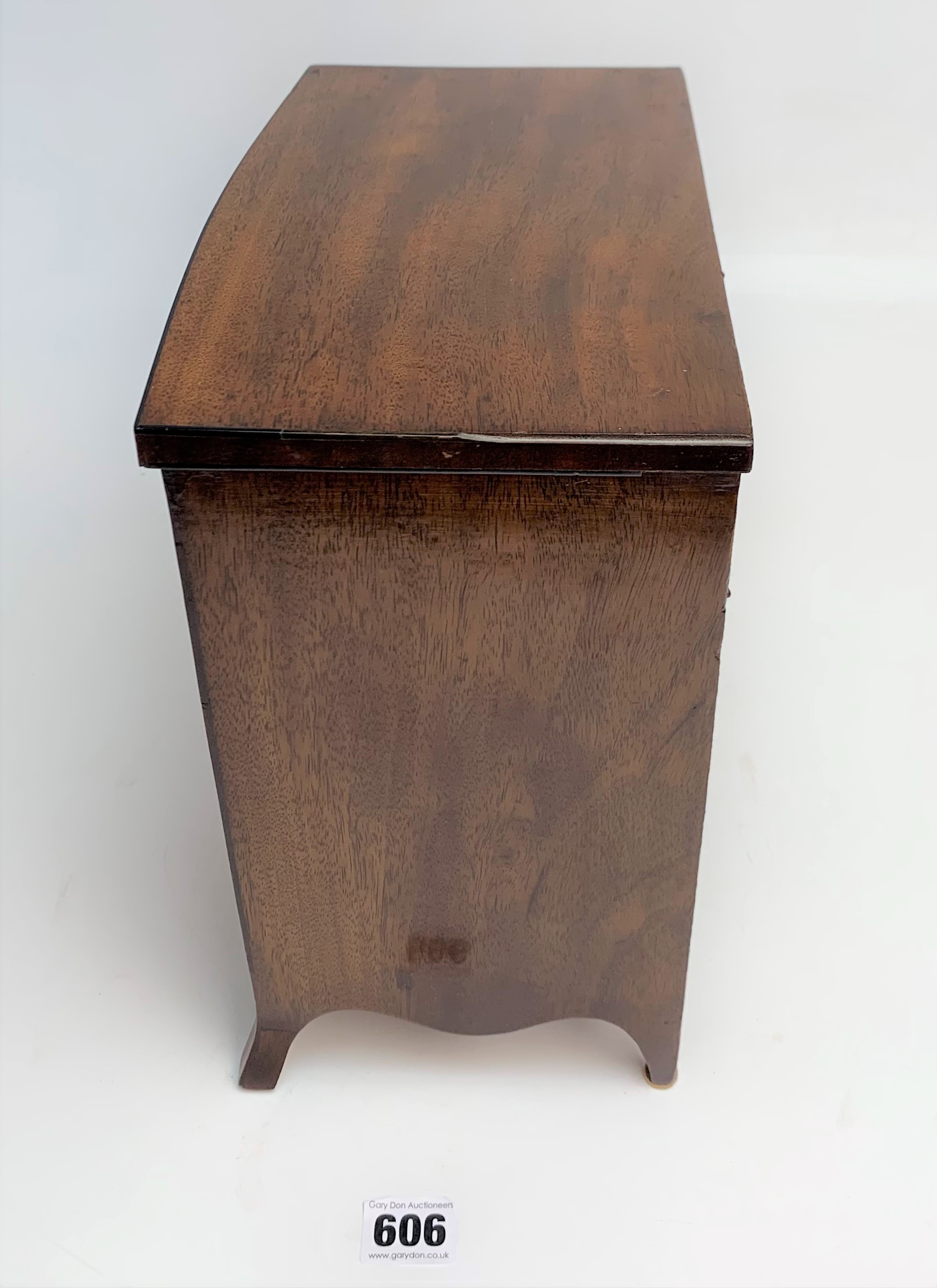 George III miniature chest of drawers - Image 9 of 12