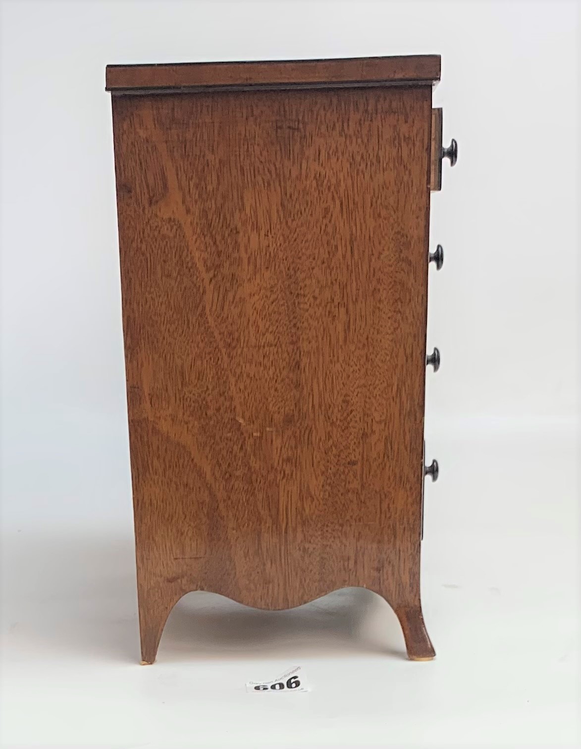 George III miniature chest of drawers - Image 7 of 12