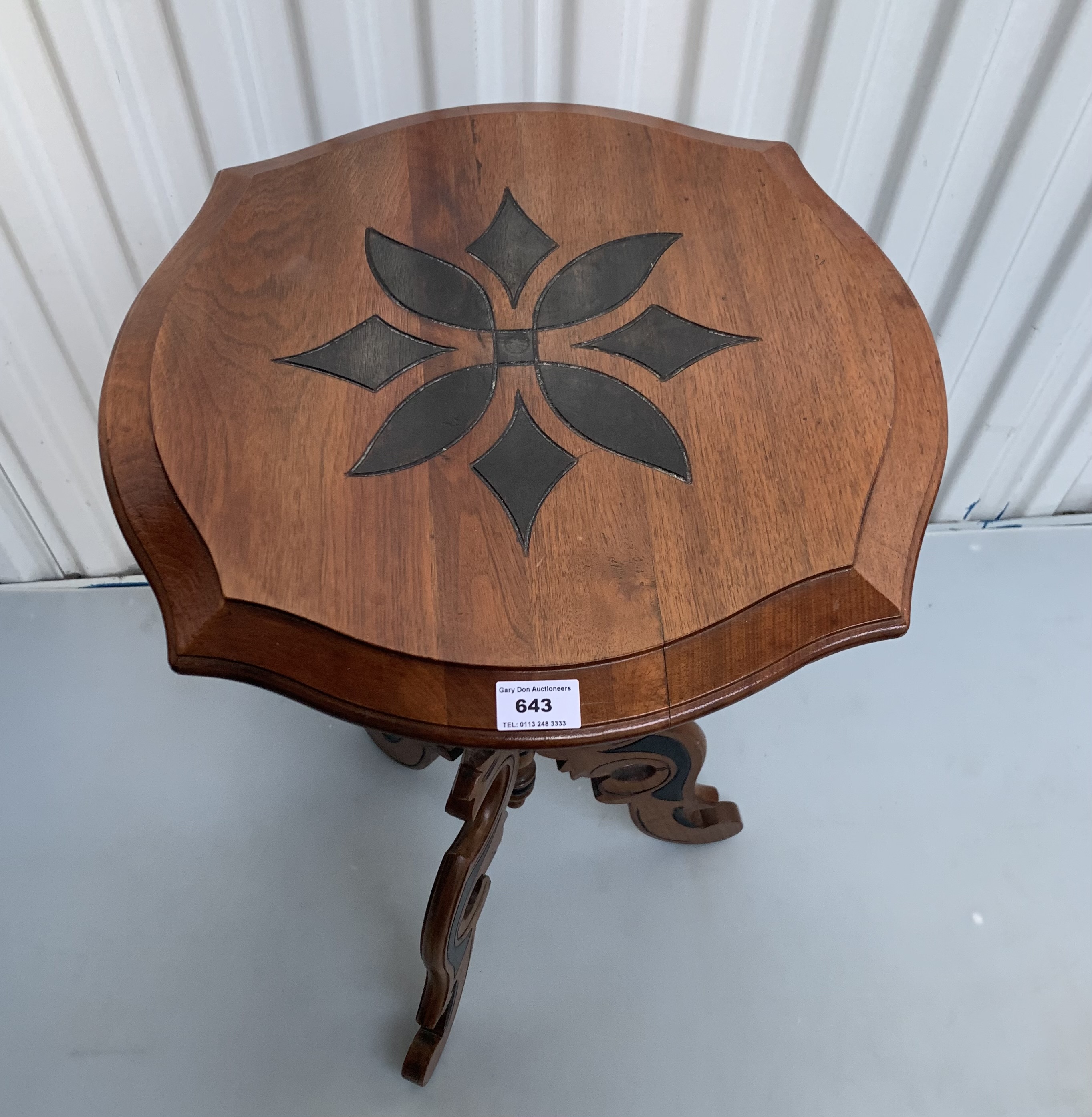 Carved inlaid tripod table - Image 3 of 6