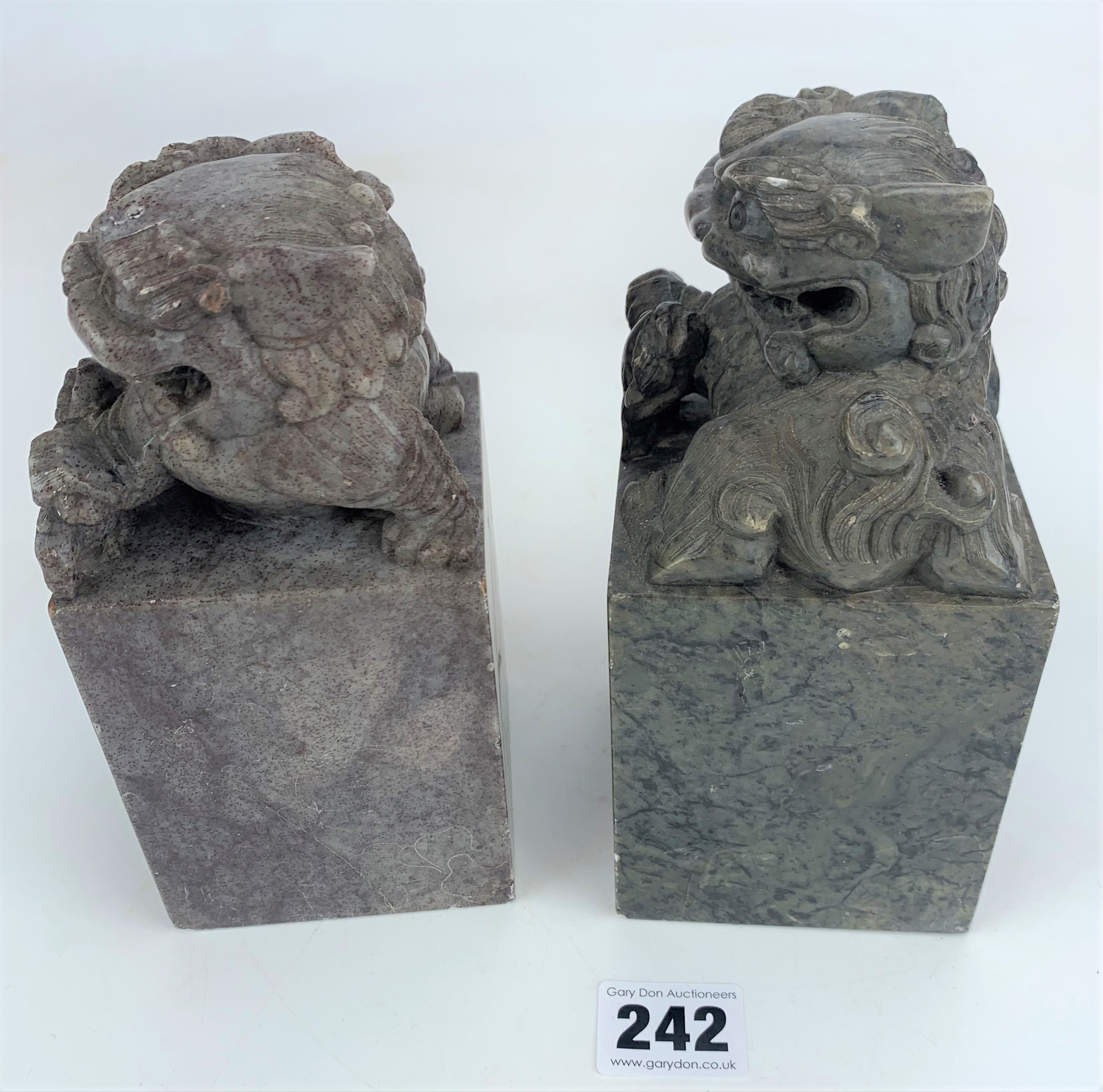 Pair of marble foo dog bookends - Image 4 of 7