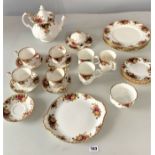 Royal Albert Old Country Rose tea and dinner set