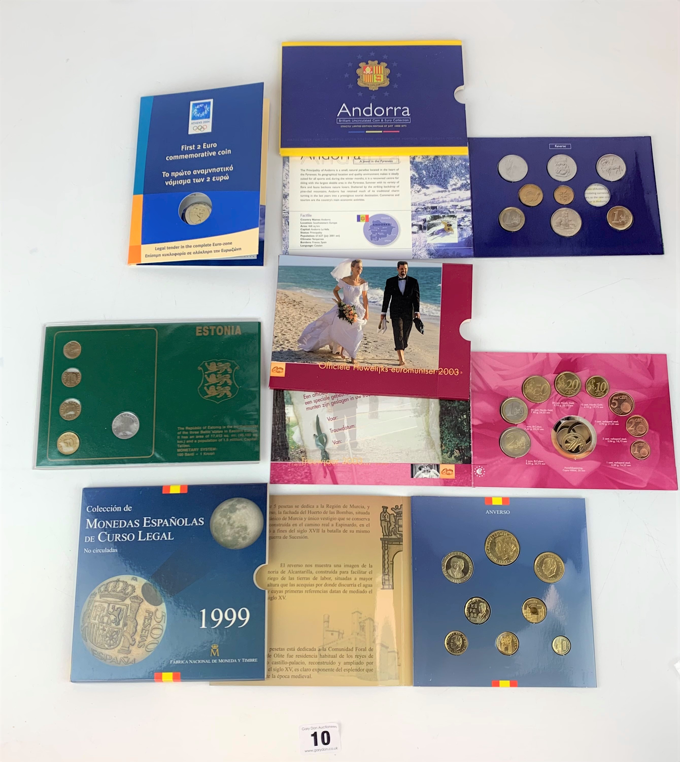 5 assorted coin sets