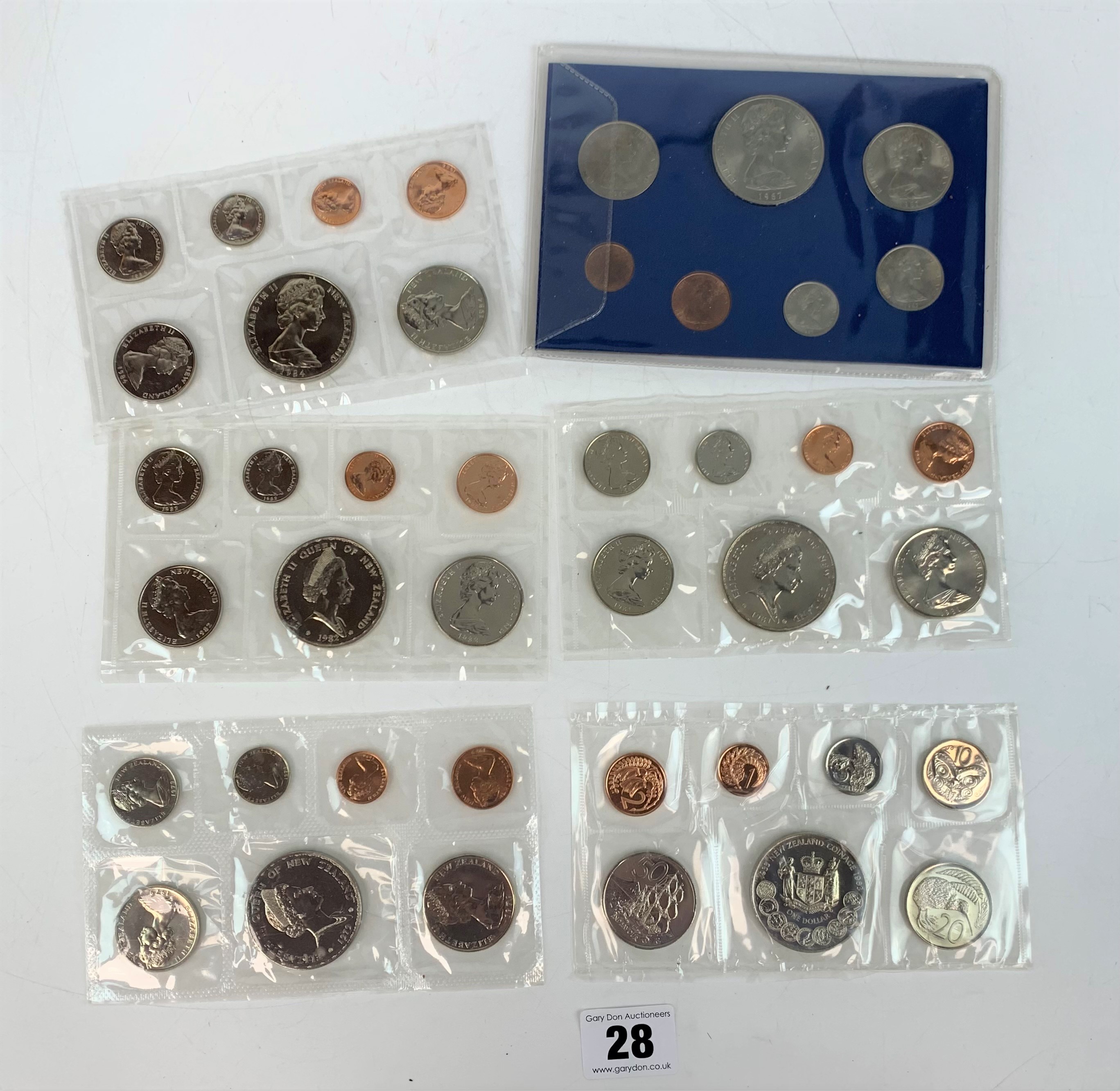 6 New Zealand coin year sets - Image 2 of 2