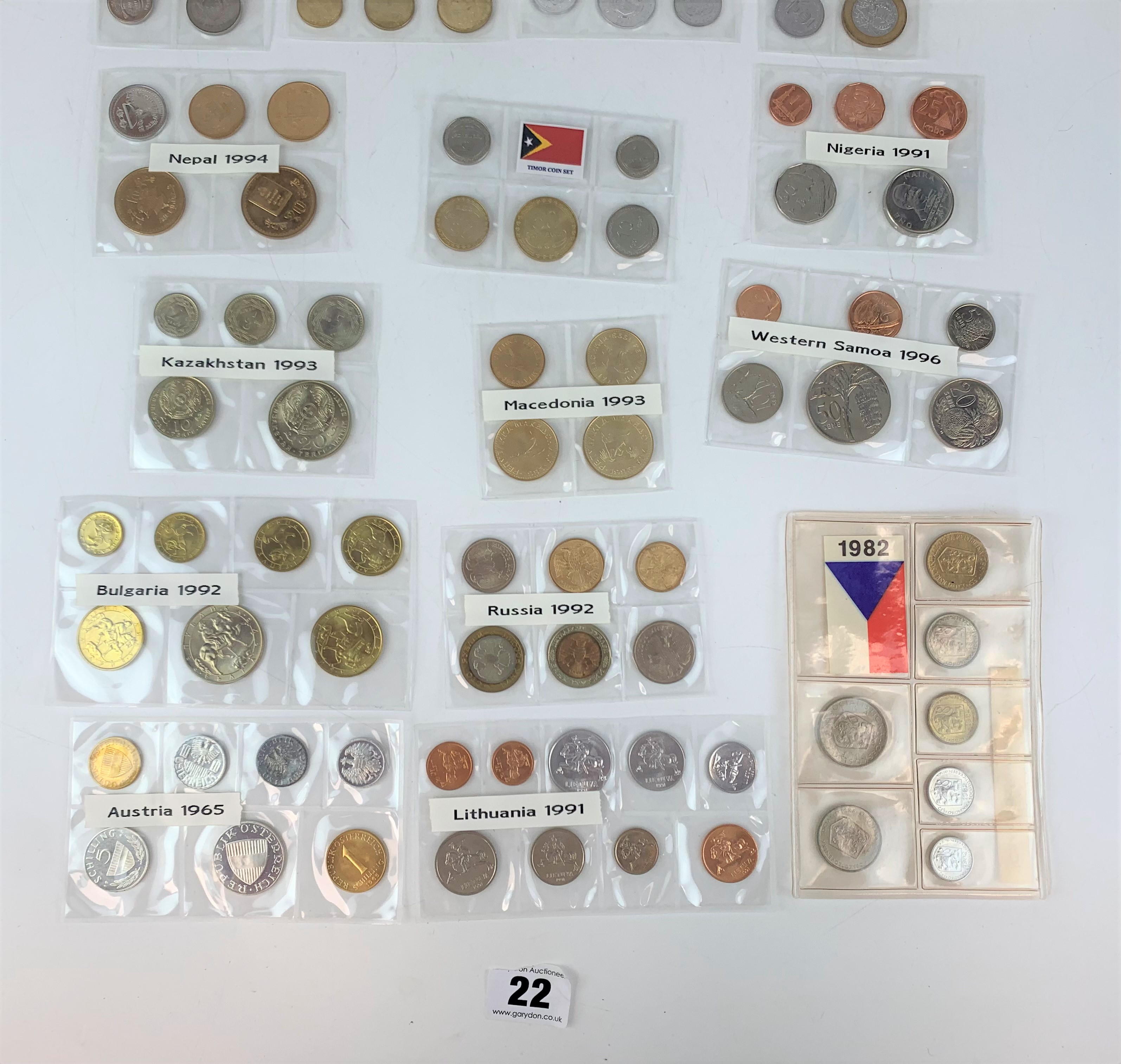 20 world blister packs of coins - Image 2 of 5