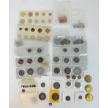 Quantity of loose coins and world sets
