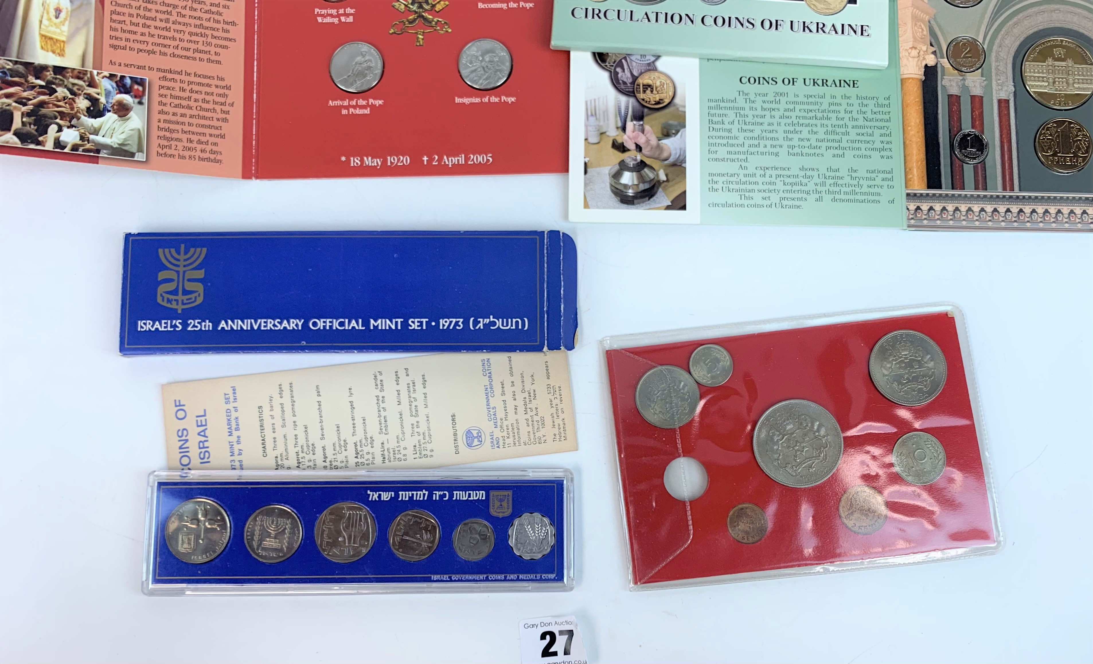 5 assorted mint coin sets - Image 2 of 3