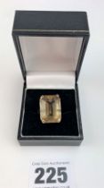 9k gold citrine ring