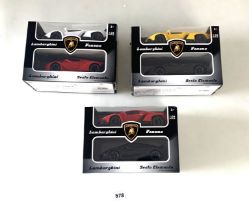 3 Lamborghini car sets