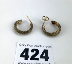 Pair of 9k gold earrings