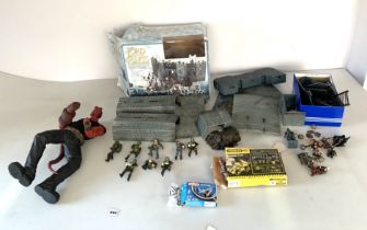 Lord of the Rings set, figures & Meccano