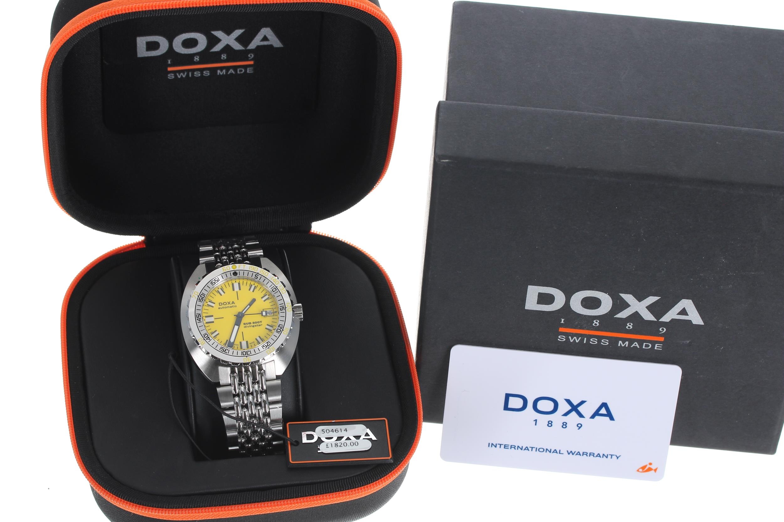 Doxa Sub 300T Divingstar automatic stainless steel diver's wristwatch, reference no. 879.10.361. - Image 2 of 3