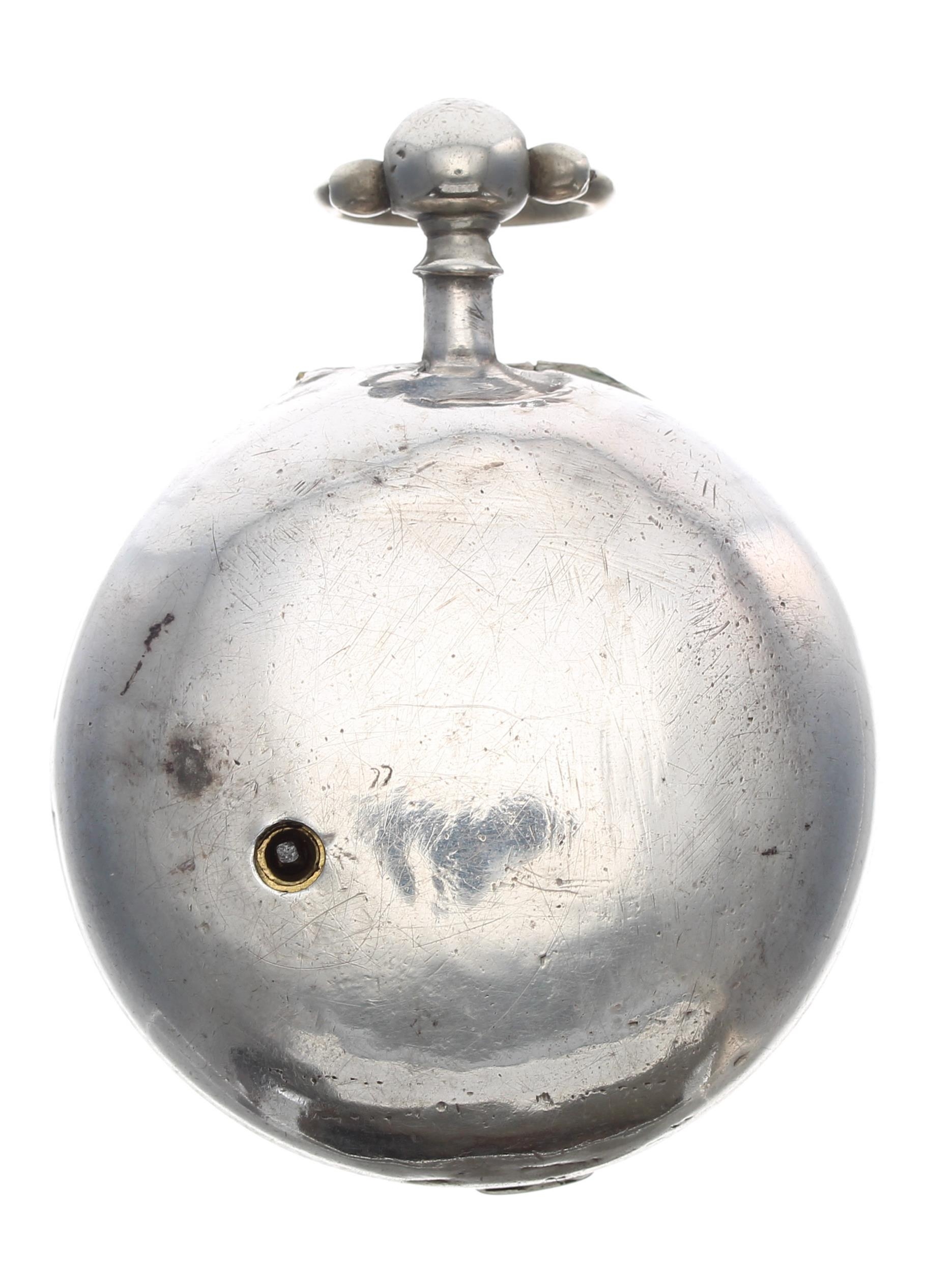 George III silver verge pair cased pocket watch, London 1800, the fusee movement signed Wm Hope, no. - Image 4 of 5
