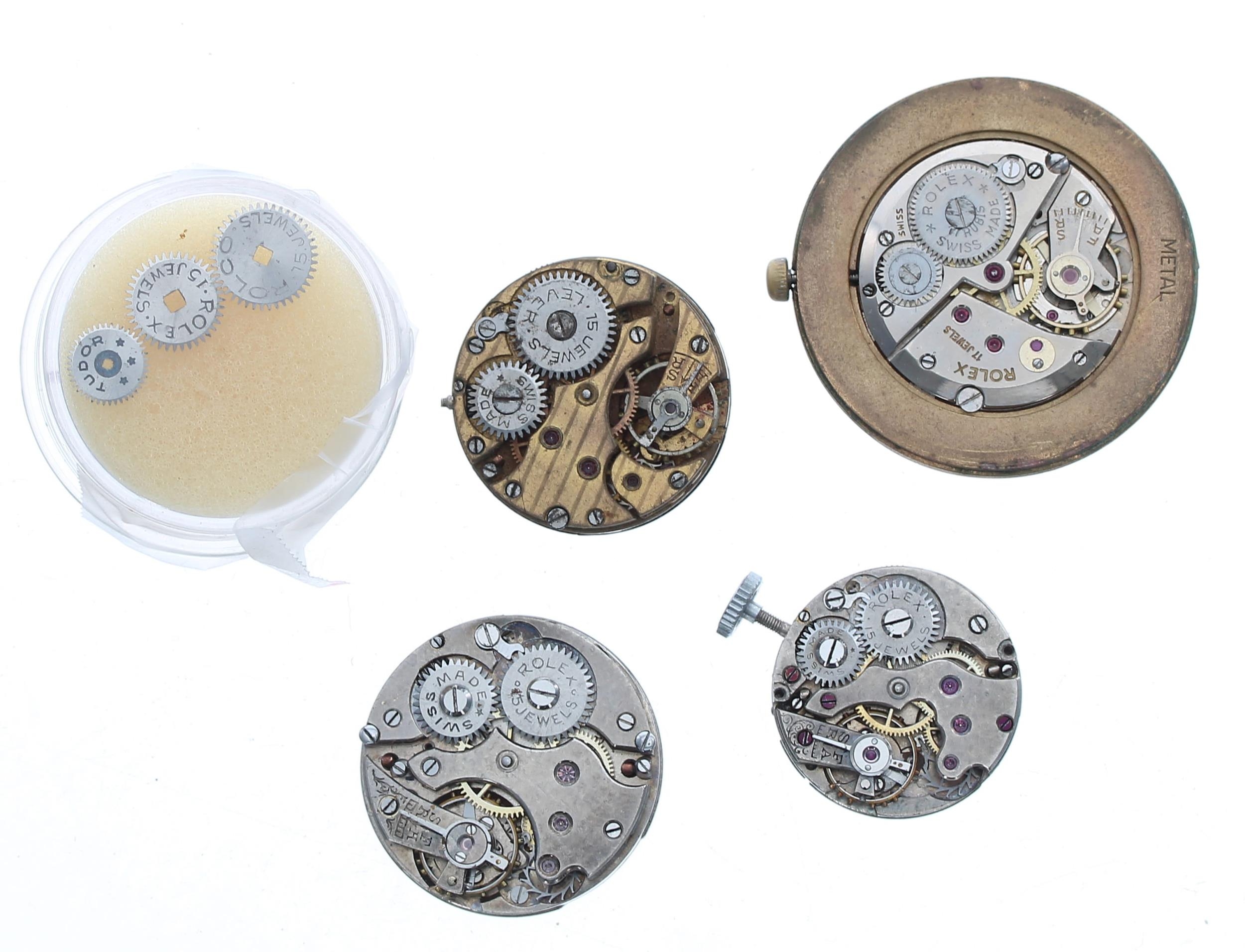 Rolex 17 jewel wristwatch movement, signed dial, 34mm; together with two Rolex 15 jewel wristwatch