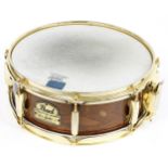 Pearl Signature Series Omar Hakim Model snare drum, with 13" head and 4" shell