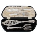 Victorian cased set of silver fish servers, the pierced blade and tines engraved with foliate