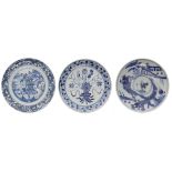 Chinese blue and white porcelain circular plate, painted centrally with pagoda landscapes within a