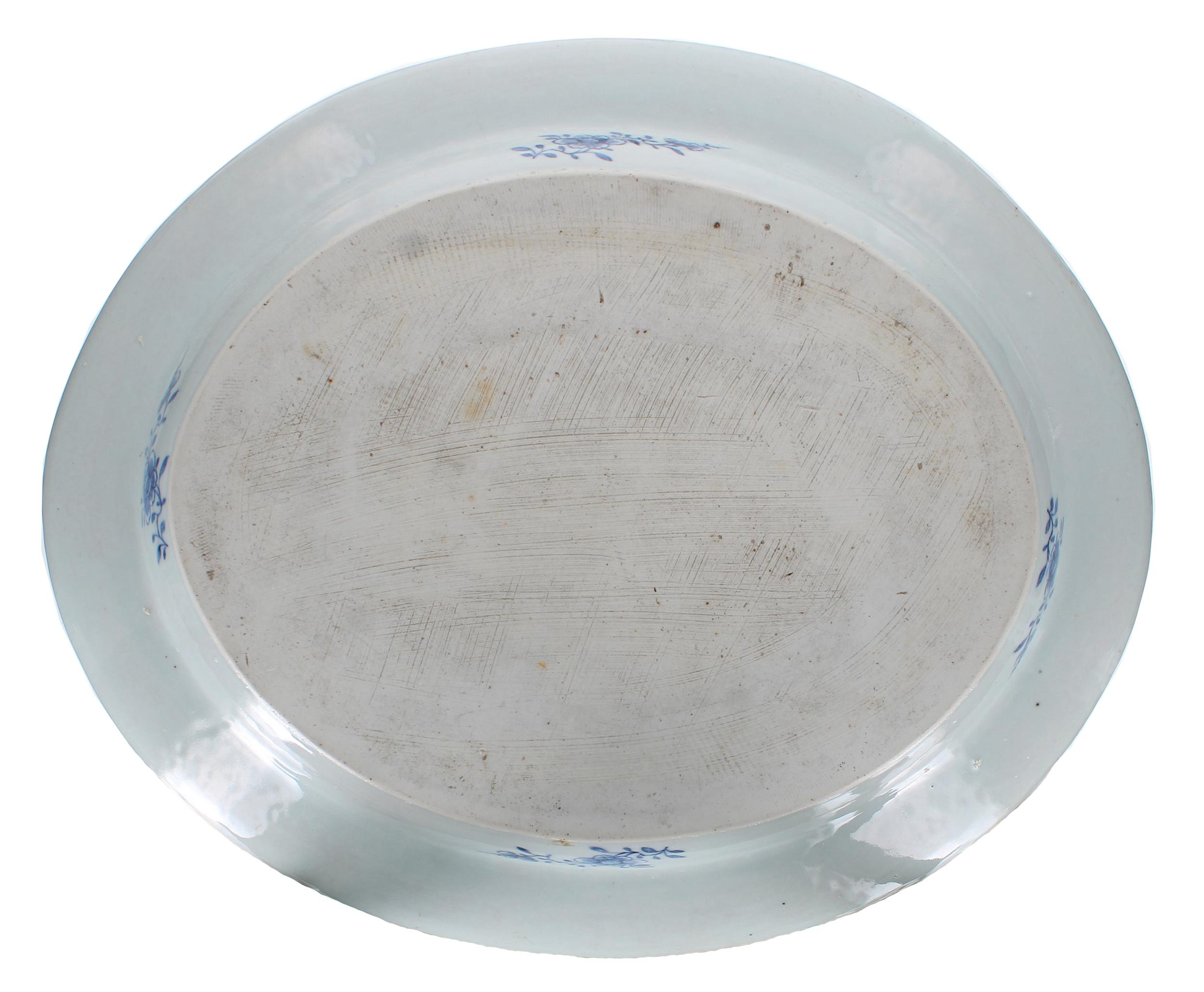 Chinese export blue and white porcelain oval tureen and cover, decorated with pagoda landscapes, 11" - Image 3 of 7