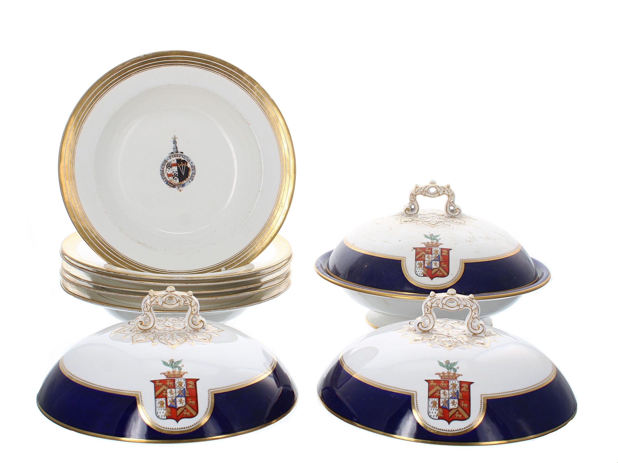 Copelands China for T. Goode & Co. porcelain crested dinner service, decorated with central shield - Image 3 of 4