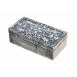 Walker & Hall silver and tortoiseshell trinket box, the foliate pique tortoiseshell hinged cover