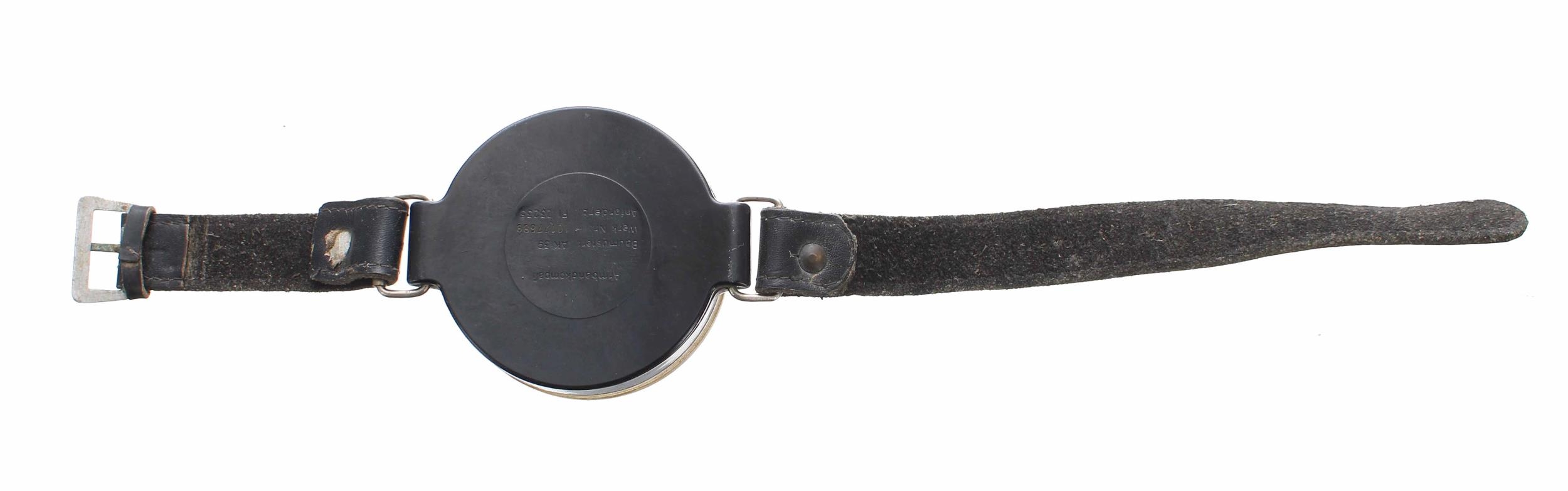 WWII Luftwaffe Armbandkompass / wrist compass, stamped AK 39, 6cm diameter FL 23235 - Image 2 of 2