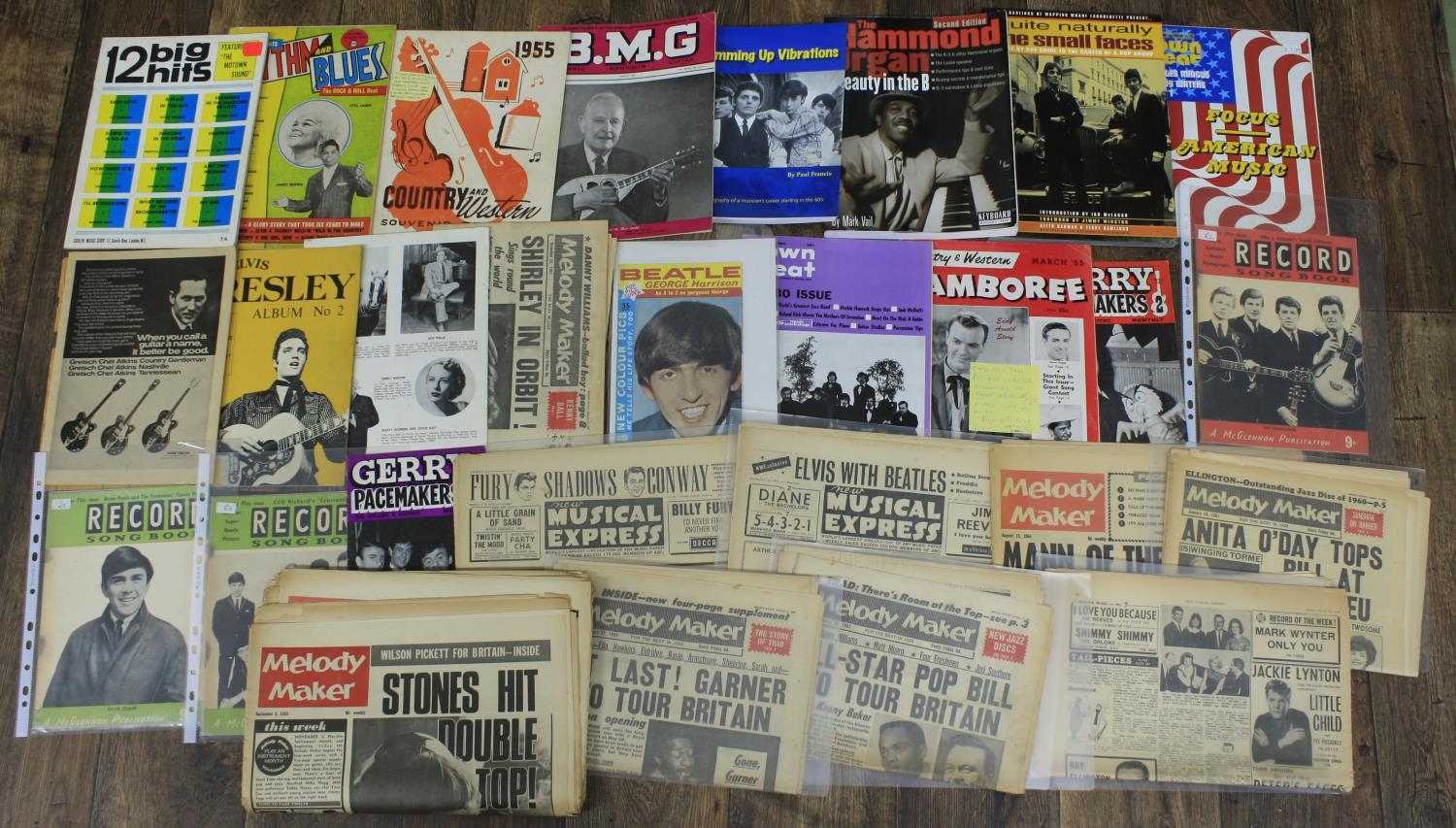 Selection of mainly British and other vintage magazines and papers including a Beatle George - Image 2 of 2