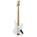 2019 Fender Player Jazz bass guitar, made in Mexico; Body: polar white finish; Neck: maple;