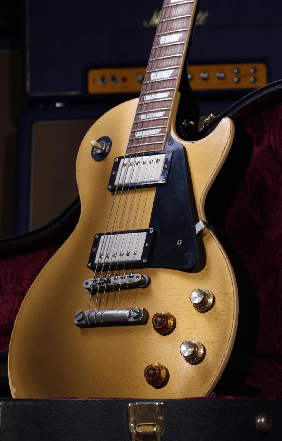 2008 Gibson Custom Shop Inspired by Joe Bonamassa Aged Les Paul Gold Top electric guitar, made in