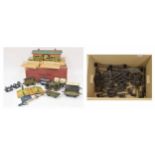 Selection of Hornby Series 0 gauge model railway trains and accessories, to include a Great
