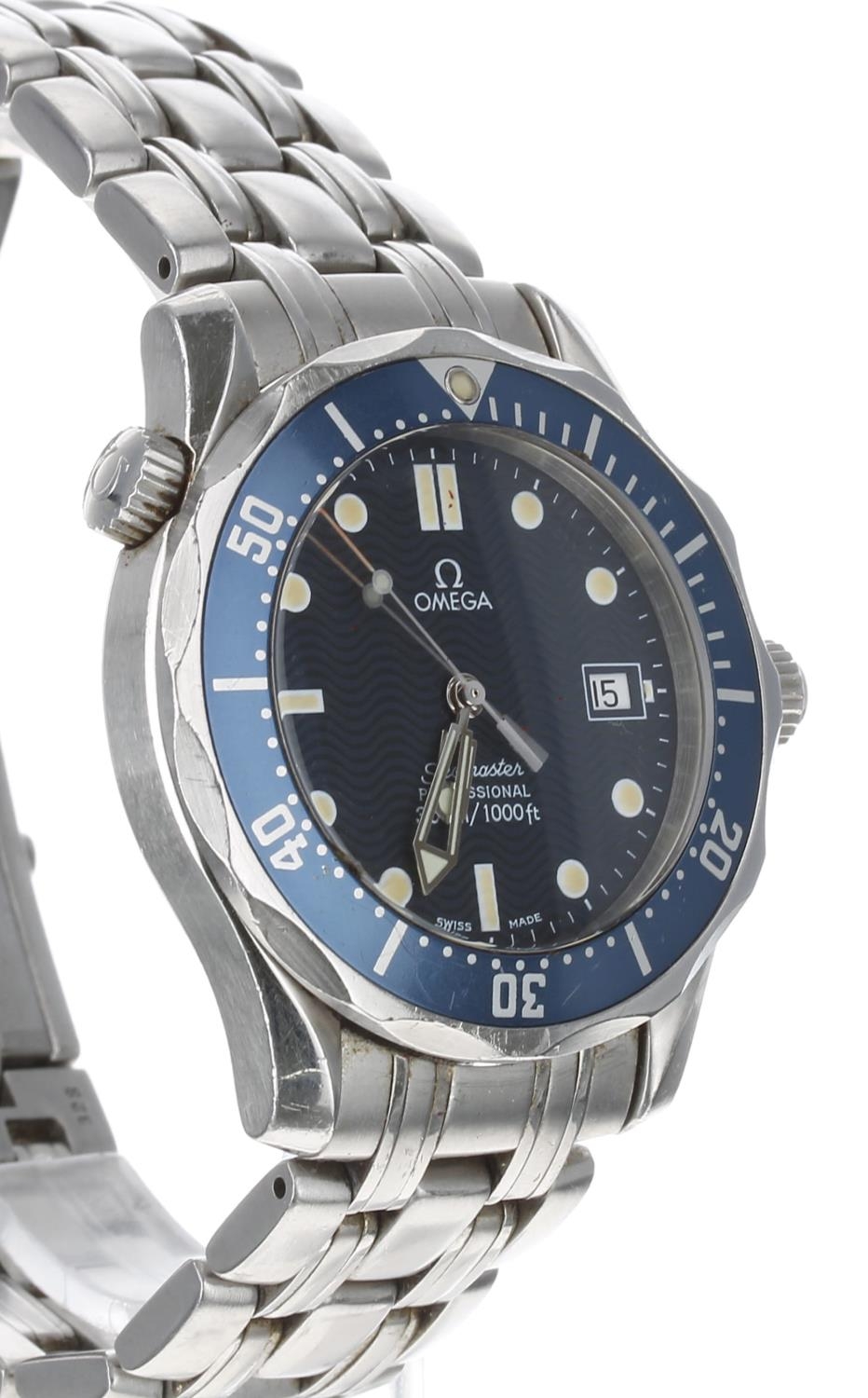 Omega Seamaster Professional 300m/1000ft stainless steel gentleman's wristwatch, reference no. 196. - Image 3 of 5