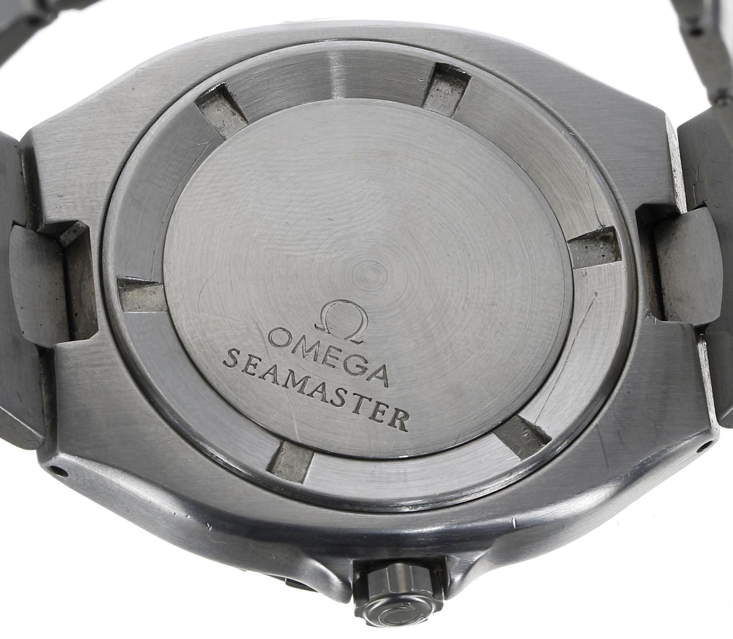 Omega Seamaster 300 200 M Professional stainless steel gentleman's wristwatch, reference no. 396 - Image 3 of 3