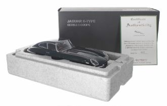 AUTOart signature 1:18 Jaguar E-Type Series 1 3.8 Coupe, British racing green, in polystyrene