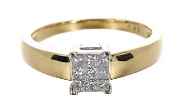 18ct princess-cut nine stone diamond ring, 0.25ct, width 7mm, 4.2gm, ring size L/M