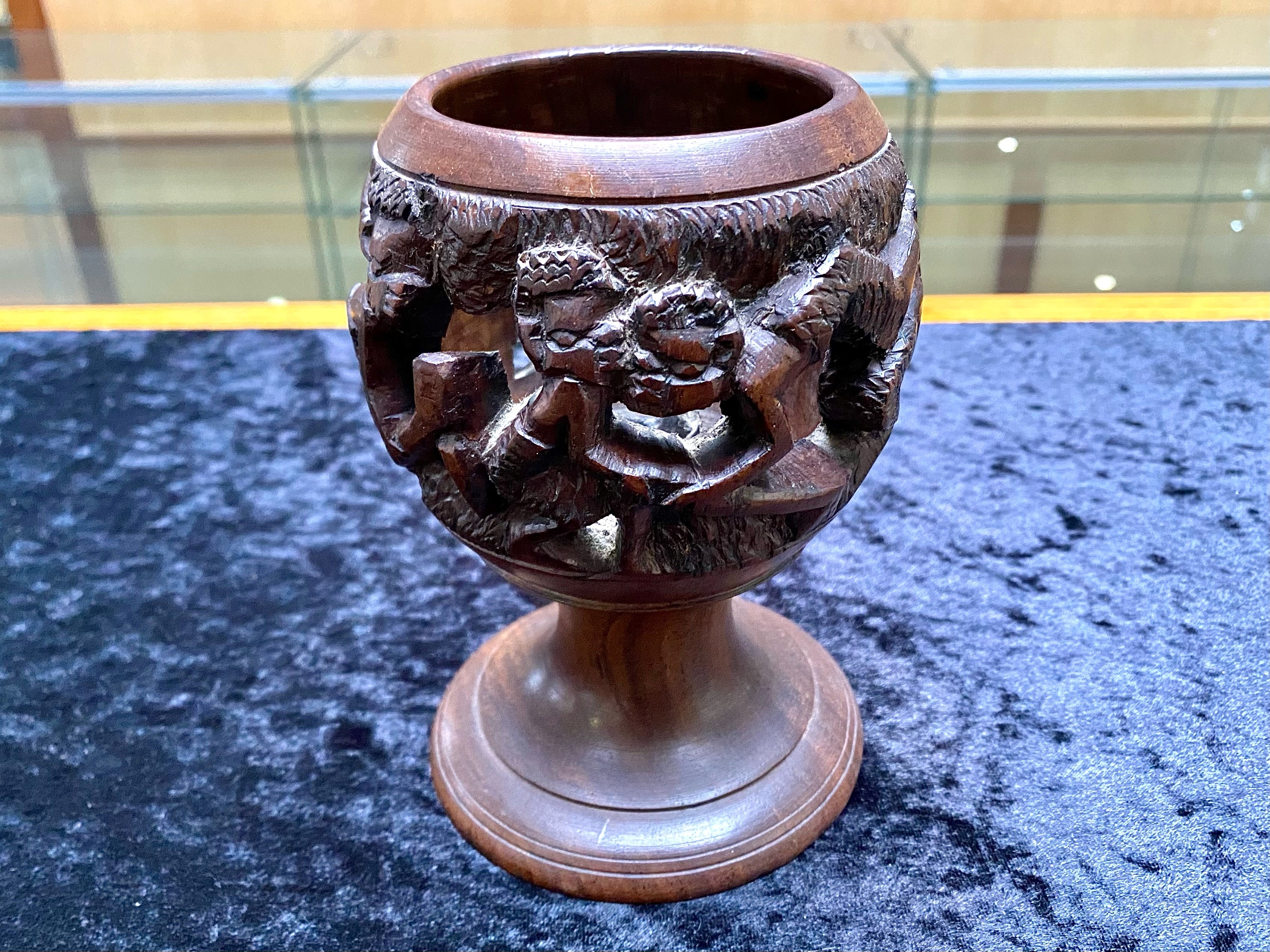 North African Carved Goblet continuous f - Image 4 of 4
