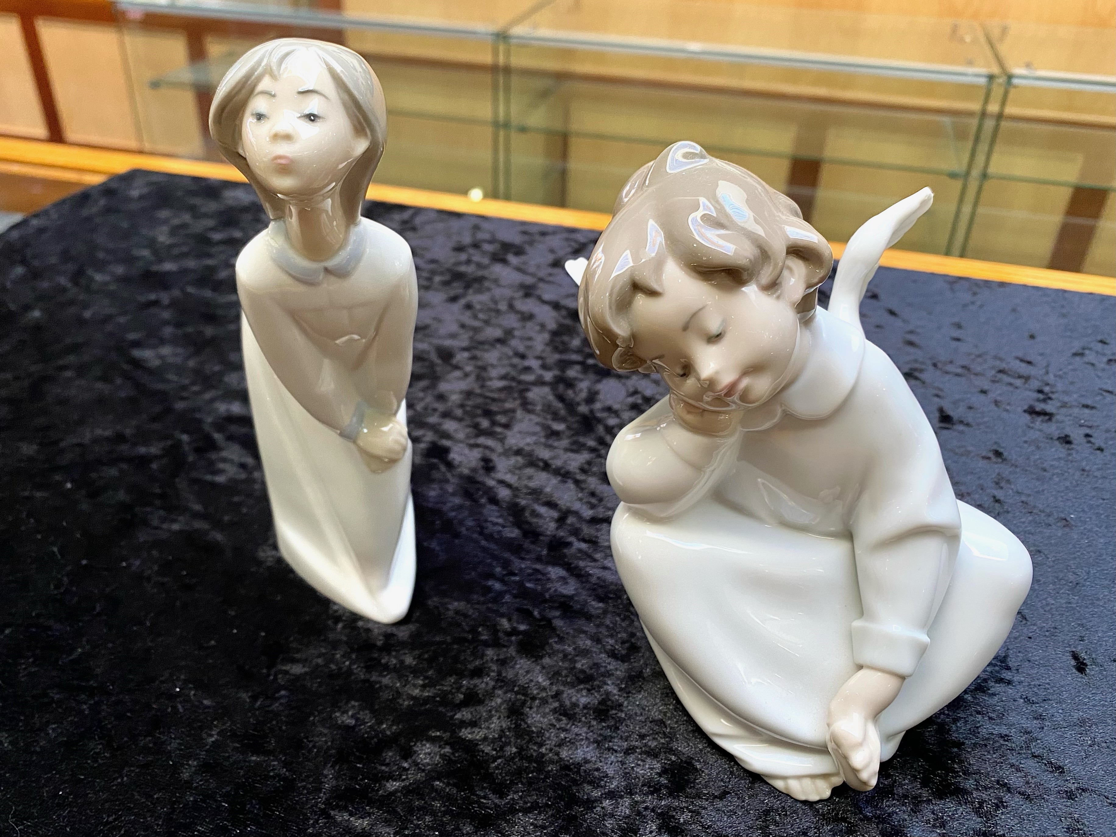 Collection of Lladro Angels, comprising - Image 3 of 4