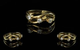 18ct Gold Attractive and Contemporary 3