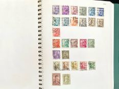 Stamp interest: Green 22 ring Collecta stamp album in slip -case with stamps from Spain and its