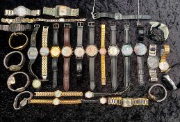 Box of Assorted Watches & Watch Parts, ideal for spares and repairs, some just in need of batteries.