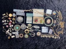 Box of Assorted Jewellery & Collectibles, comprising stone set brooches, cameo earrings,