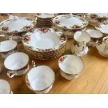 Royal Albert Old Country Roses Dinner Service, comprising three lidded casserole/vegetable dishes,