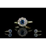 18ct Gold - Attractive Sapphire and Diamond Set Cluster Ring, Flower head Setting.