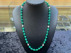 Malachite and Fresh Water Pearl Necklace with 9ct gold clasp; 22 inches (55cms) long;