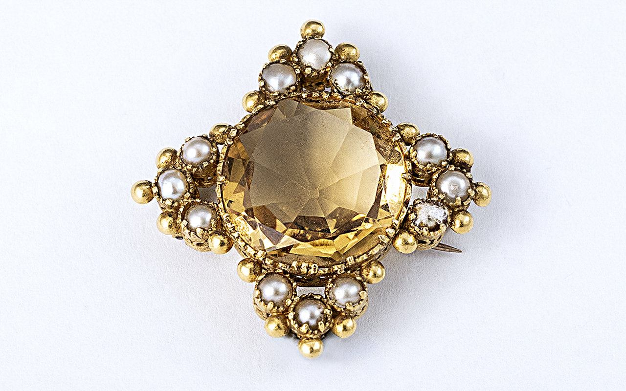 Antique Period Attractive 18ct Gold Citr