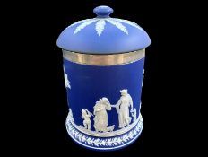 An Edwardian Wedgwood Deep Blue Dip Jar