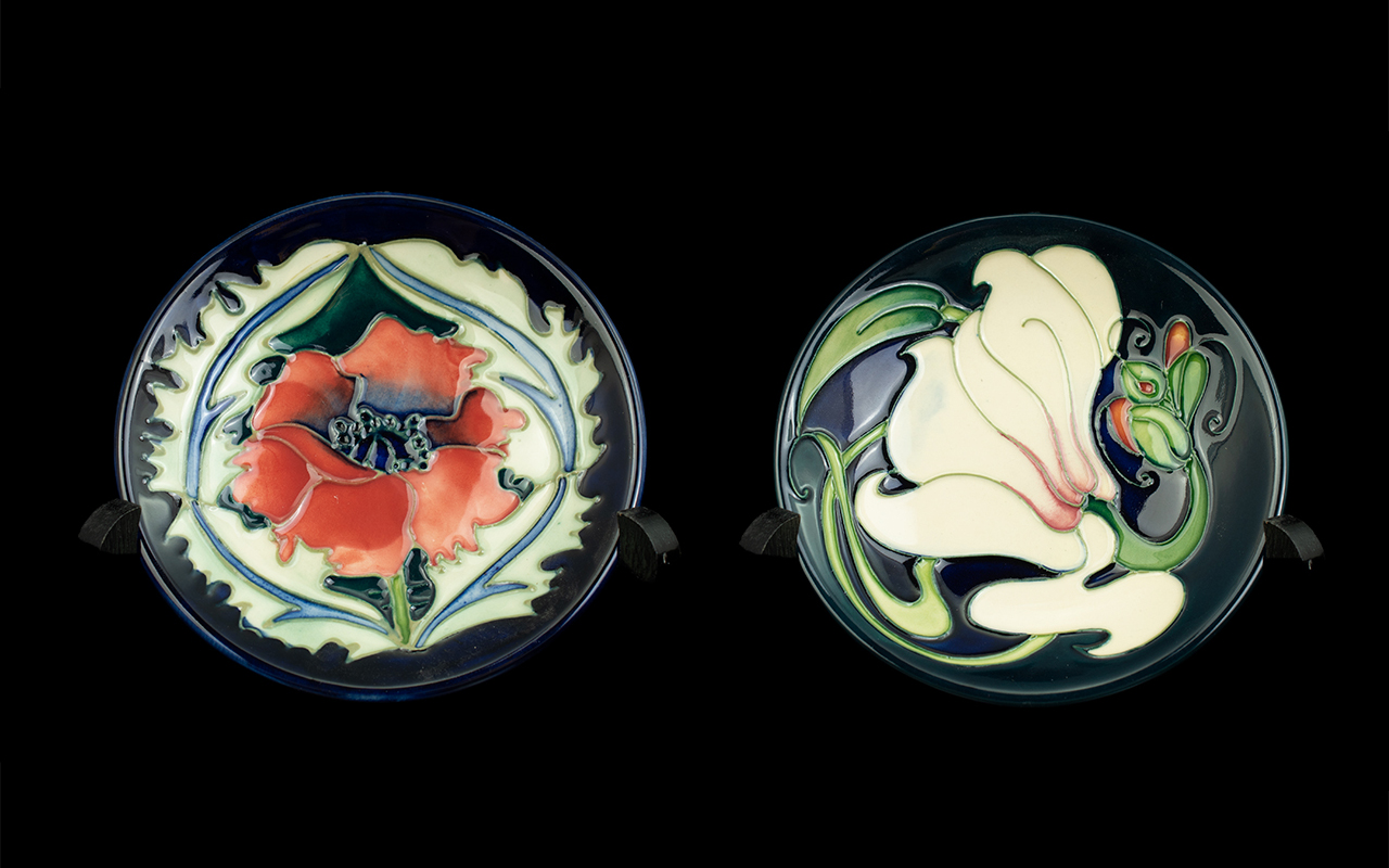 ( 2 ) Moorcroft Pin Dishes, Complete wit