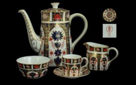 Royal Crown Derby Impressive 15 Piece Old Imari Single 22ct Gold Banded Coffee Set. Pattern No.