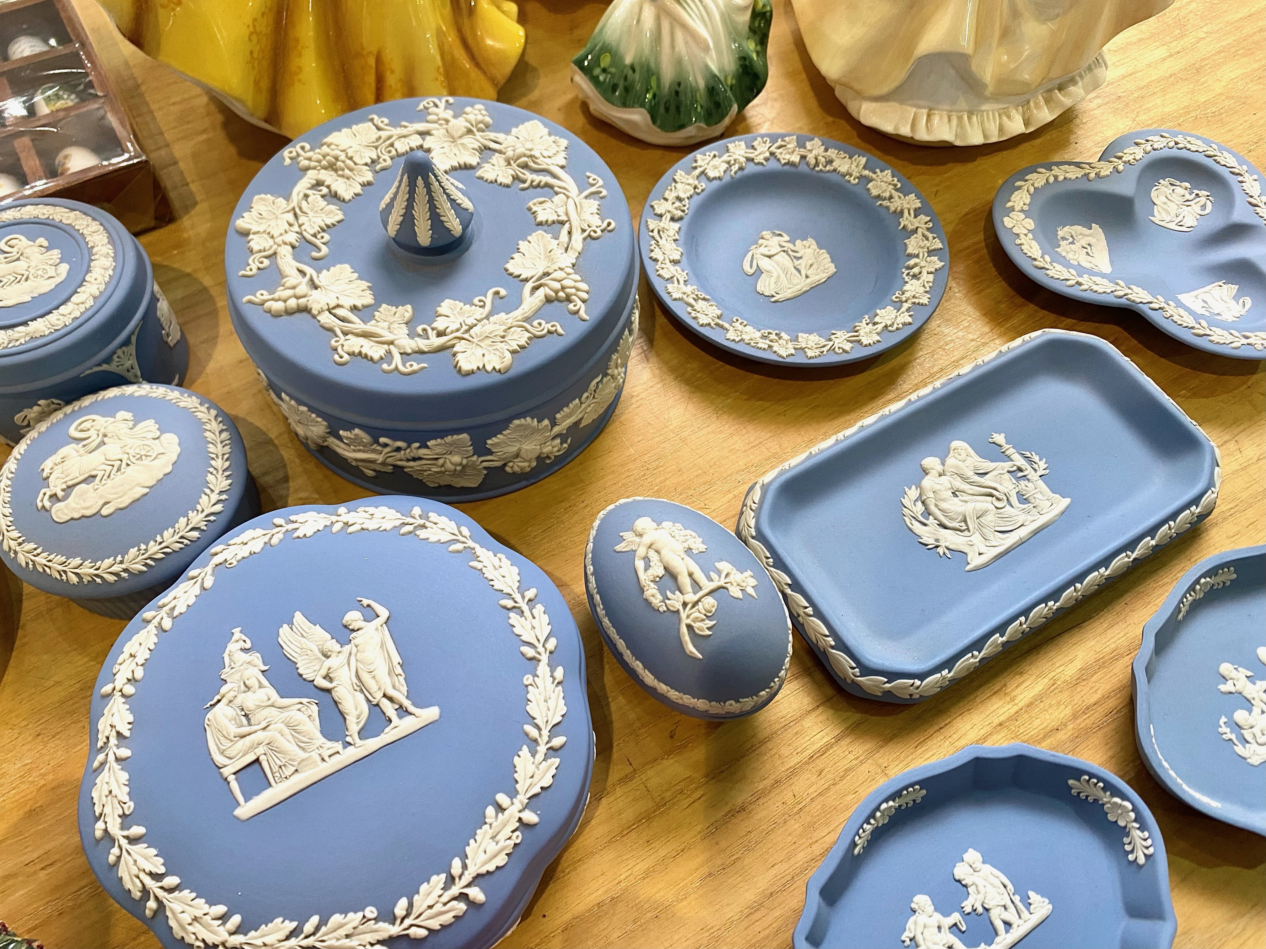 Collection of Assorted Porcelain including a quantity of Blue Jasper Wedgwood, - Image 5 of 5